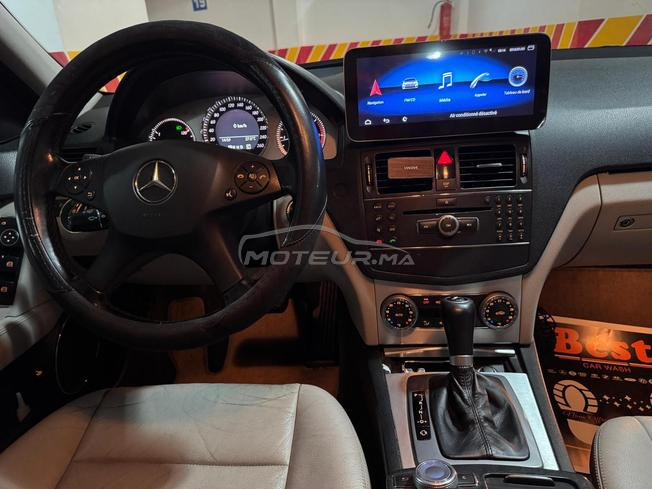 Mercedes-Benz 220 Diesel Automatique 2008 à Tanger