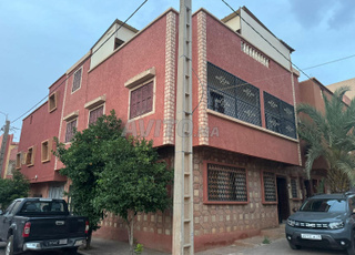 Maison titrée à vendre 100m² dans le quartier de l'unité