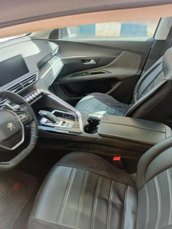 peugeot3008 model2020 comme neuf