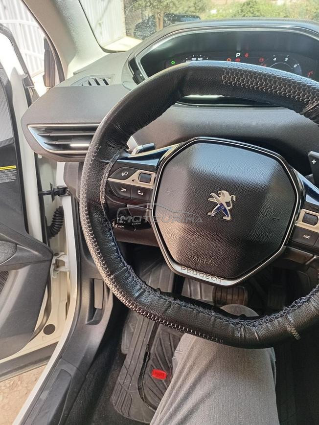 peugeot3008 model2020 comme neuf