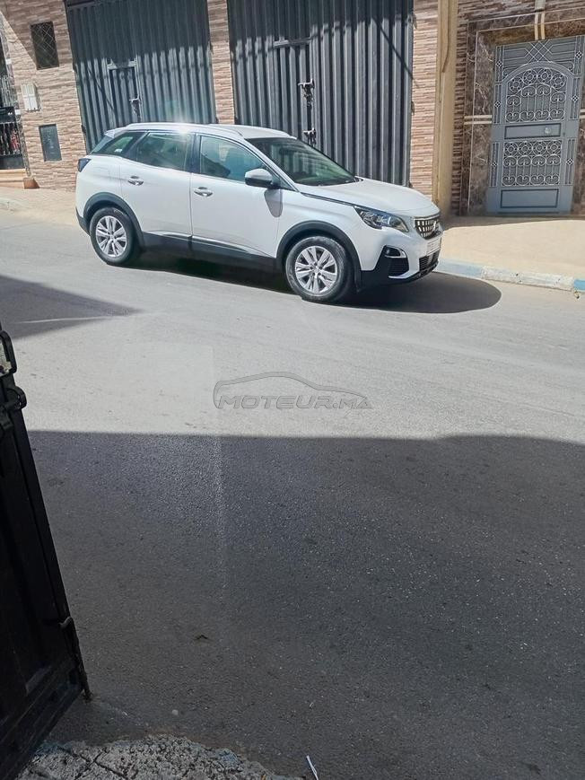 peugeot3008 model2020 comme neuf