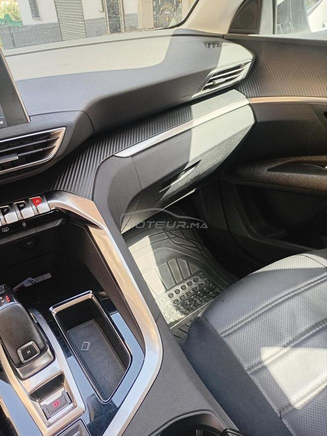 peugeot3008 model2020 comme neuf