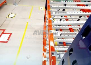 Rayonnage semi-lourd robuste pour vos entrepôts