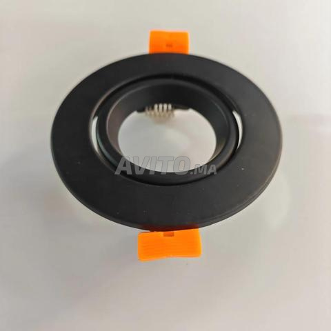 Spot PVC Orientable Blanc Noir LED Gros Maroc - 2