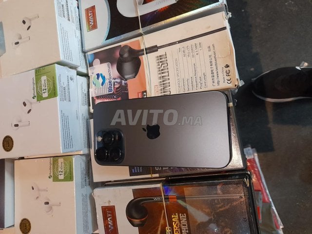 iphone 15 pro max avec la facture 100 baterie