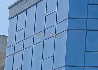 مكتب بمساحات مختلفة للاختيار