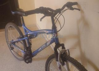 دراجة هوائية نقية