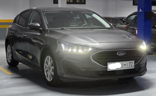 Ford Focus connectée BVA restylée 1ère main