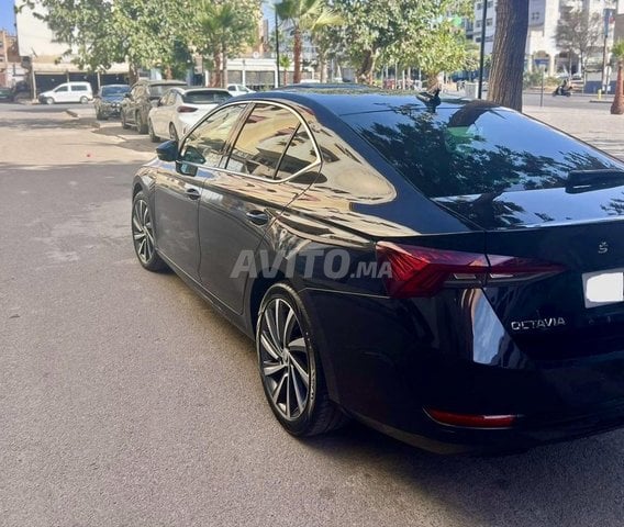Skoda OCTAVIA business Line 2L automatique 