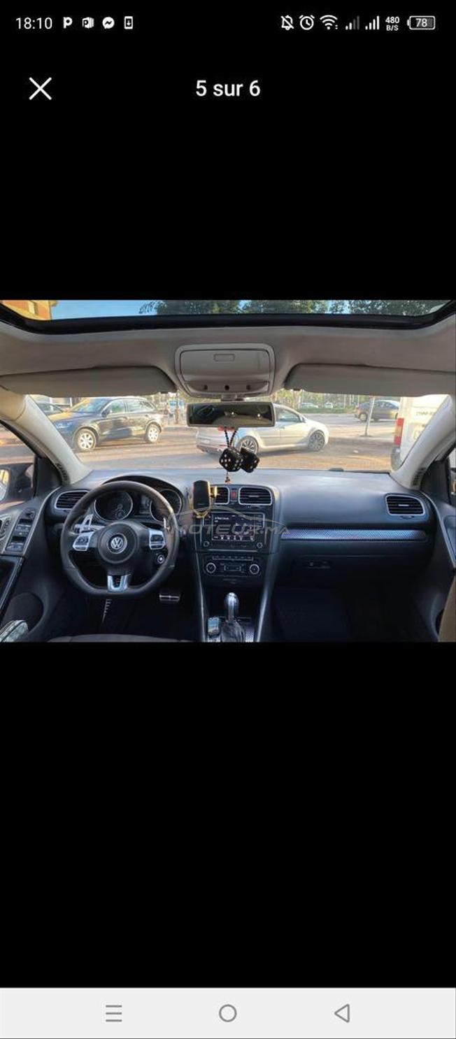 a vendre belle voiture baqya nqiya