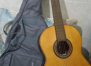 جيتار للبيع