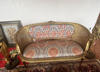 Magnifique salon de style Louis XVI