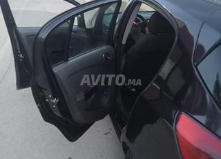 أوبل كورسا ديزل يدوية 2011 في فاس