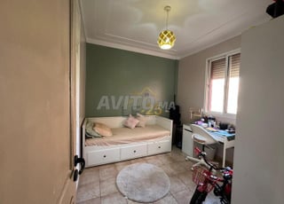 Spacieux Appartement 3 Chambres À Vendre