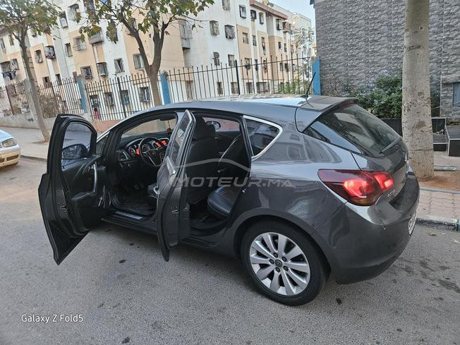 Opel Astra Diesel Manuelle 2012 à Casablanca
