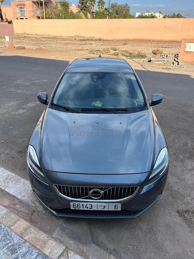 Volvo V40 Diesel Automatique 2019 à Marrakech