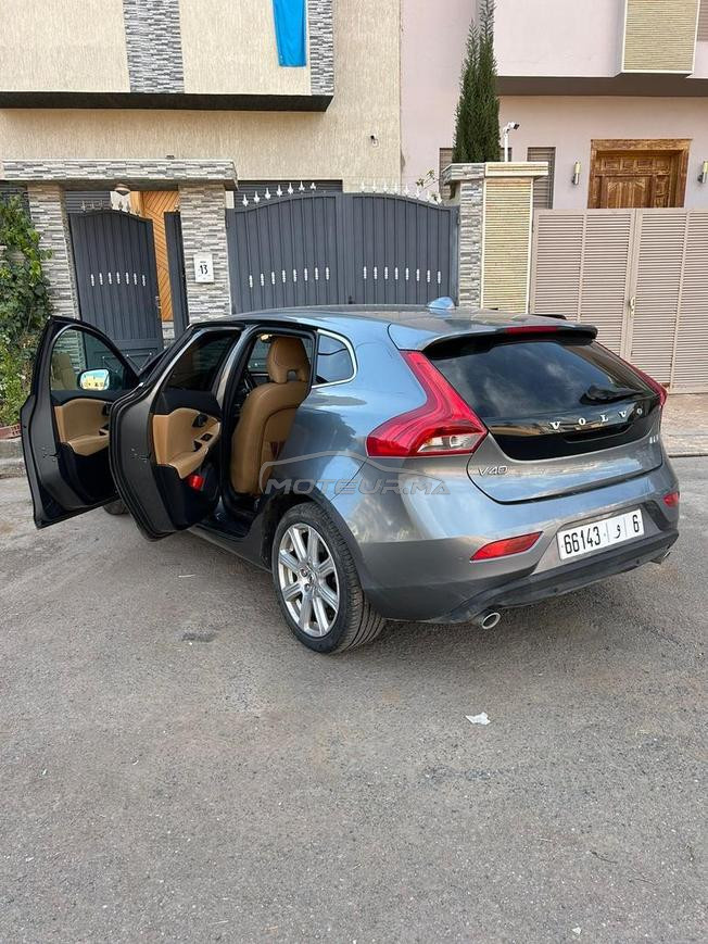 Volvo V40 Diesel Automatique 2019 à Marrakech