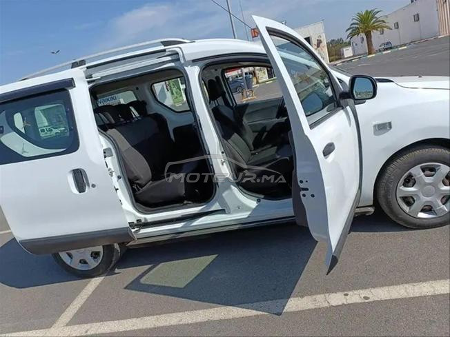 voiture Dacia dokker 
