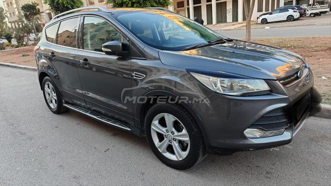 FORD KUGA 2016 TRÈS BON ÉTAT 