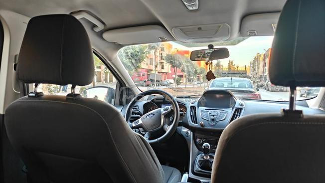 FFORD KUGA  2016 #159000# DH TRÈS BIEN ETAT 