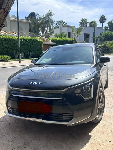 Kia Niro Hybride Automatique 2024 à Casablanca