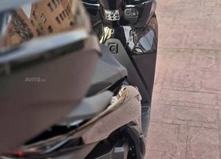 sh honda 350i modèle 2025 importateur neuf