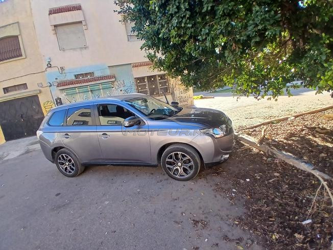 Mitsubishi 2015 – 145.000 km – 120.000 MAD 