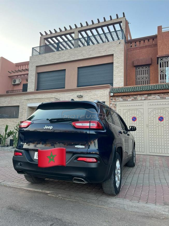 jeep Cherokee en excellent état 