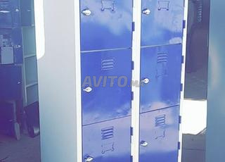 الأثاث المعدني بلون الأنثراسيت