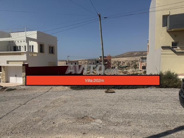 أرض مخصصة لبناء فيلا في إمسوان - 202 م² - 2