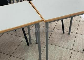 طاولات فردية وكراسي مدرسية في طنجة