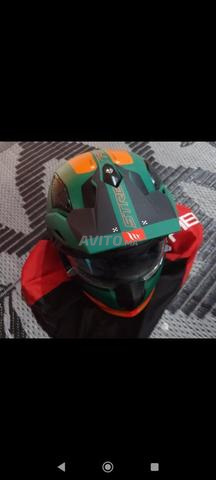 Casque d'origine comme neuf, contactez via WhatsApp