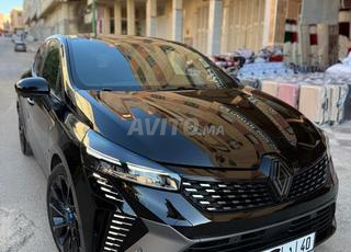Renault Clio Diesel Manuelle 2024 à Meknès