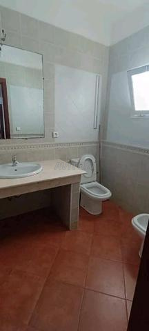Location appartement à Mdiq - 2