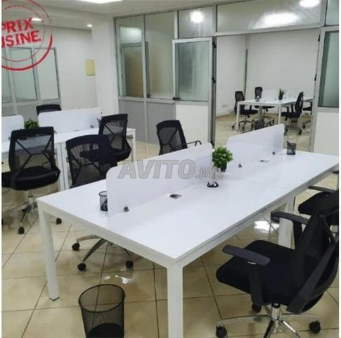 مكاتب مارجريت مصنوعة محليًا من الخشب