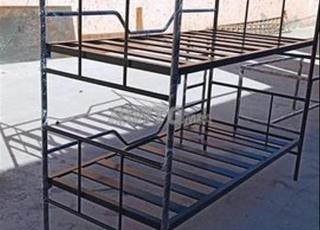 سرير معدني، سرير صناعي