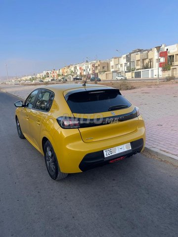208 diesel 2022 premier main ou reprise 