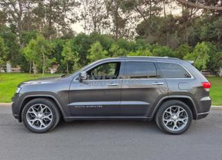 جيب جراند شيروكي ديزل أوتوماتيكي 2021