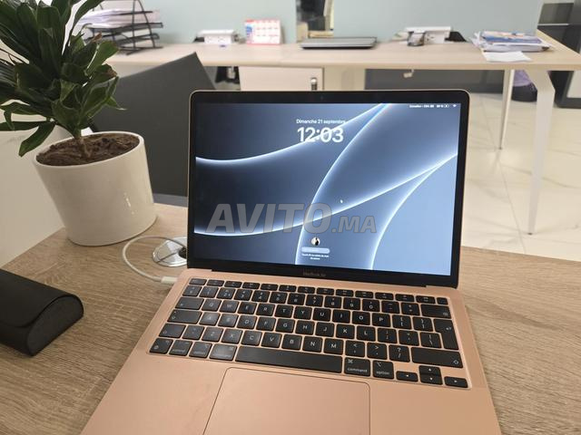 Mac Air M1, 8g, 256g, Or, Quasi Neuf avec boîte - 2