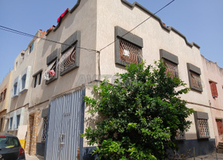 Maison Fawzia et toit à vendre