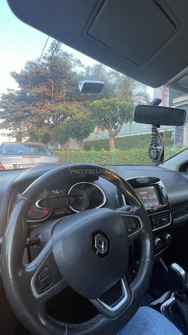 Renault Clio 4 Noir 