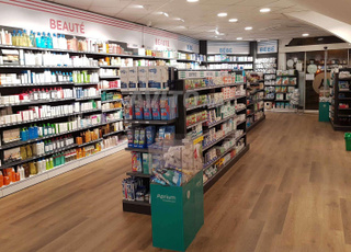 Rayonnage pour les para et pharmacie