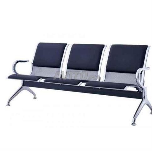 Banquette d'attente en inox / similicuir à Agadir