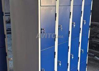 Vestiaires métalliques avec 2\3\4 portes sécurisés