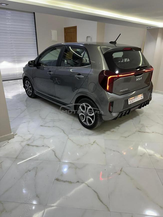 Kia Picanto Essence Automatique 2024 à Tanger
