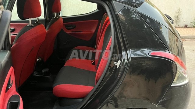 Lancia Ypsilon Diesel Manuelle 2014 à Rabat