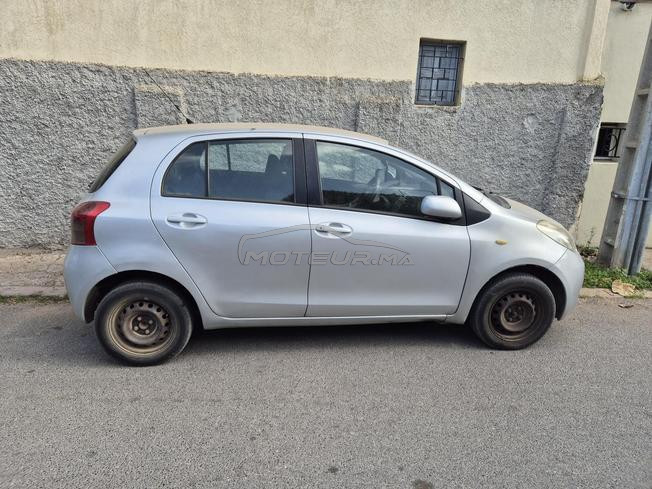 TOYOTA YARIS A VENDRE EN TRÈS BON ÉTAT 