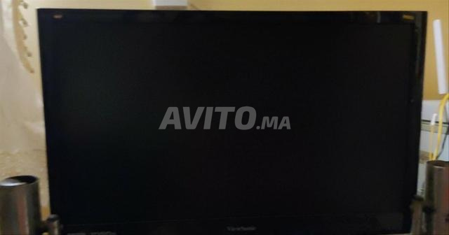 Moniteur ViewSonic 24 VX2450WM Full HD 1080p 60HZ