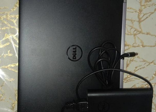 PC DELL DESKTOP-FUTA983