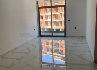 Appart Neuf Face Stade 83 m² 2 facades Balcon